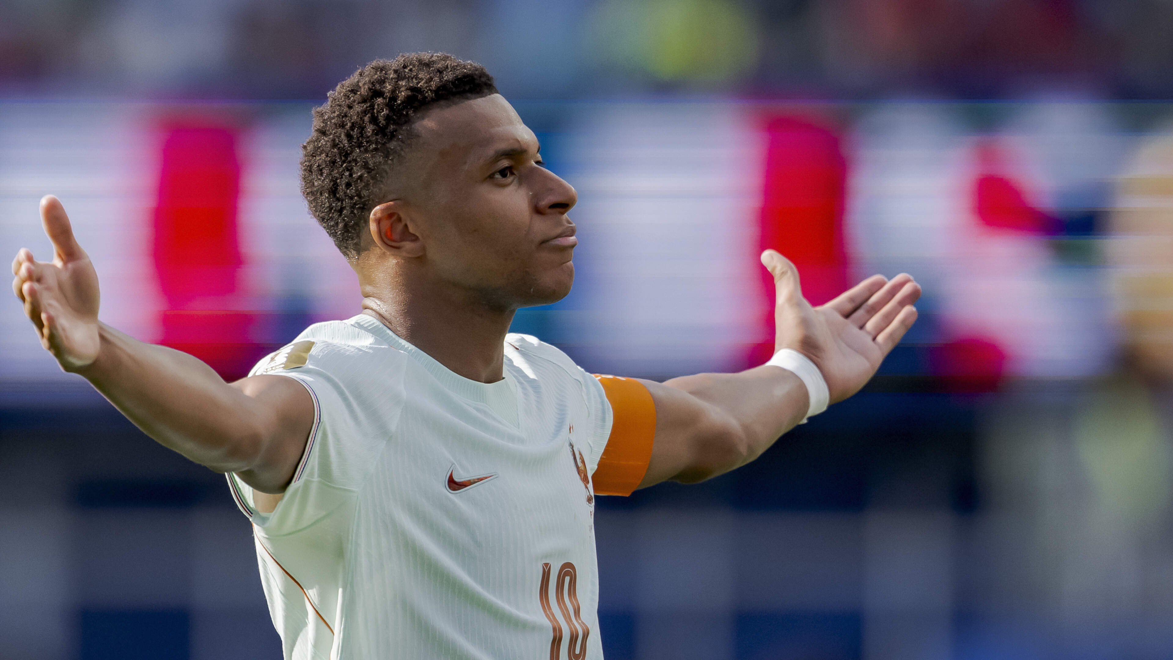 Kylian Mbappé en Ousmane Dembélé kraken Marokko en schieten sterk Frankrijk naar halve finale WK 2026